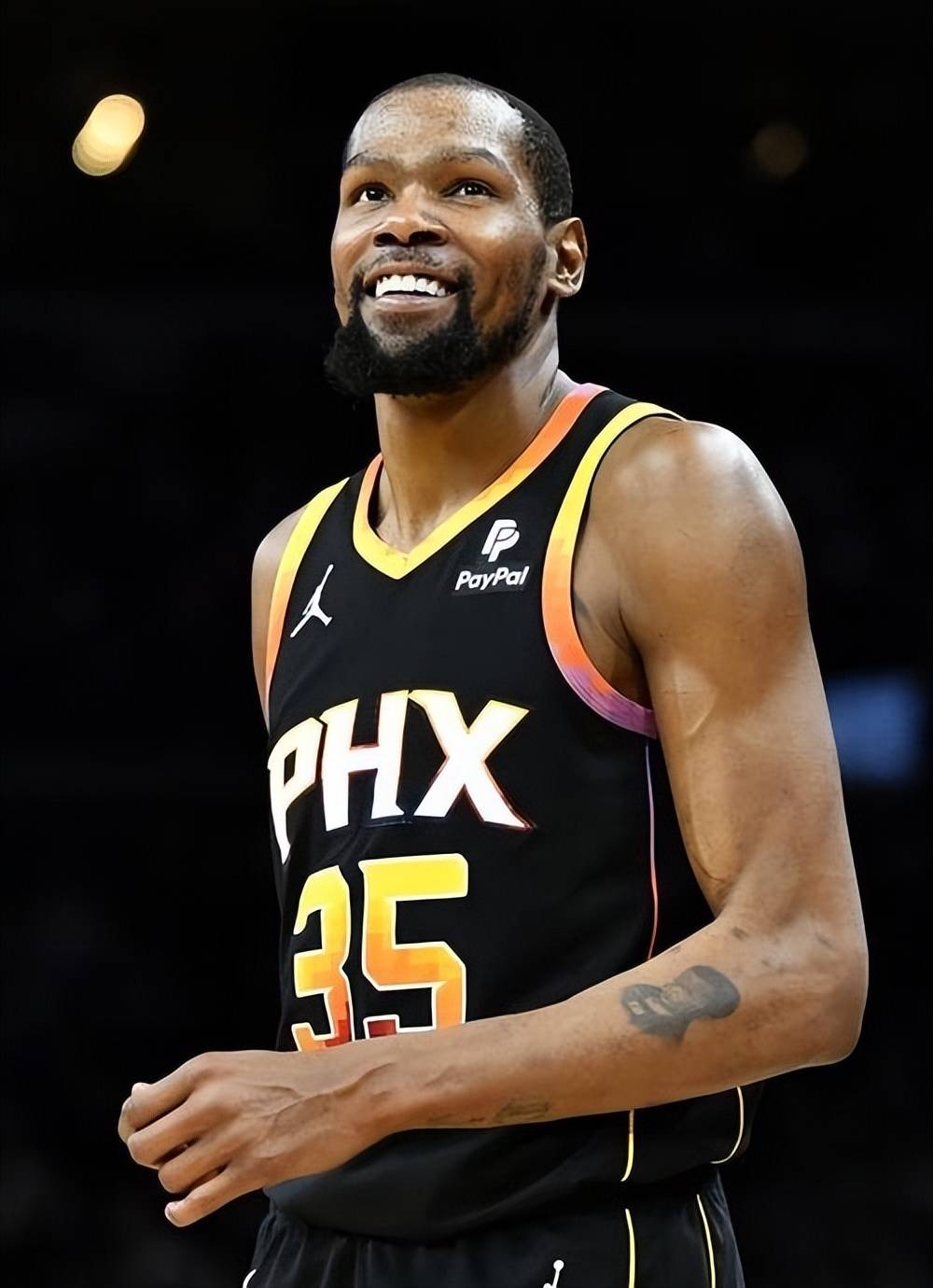 然与球队紧 然与球队紧